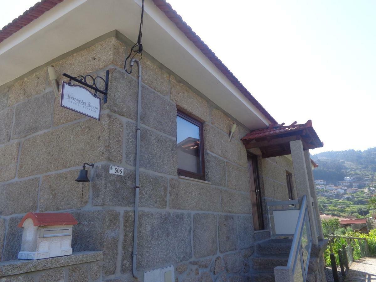 Bernardes House Konuk evi Castelo de Paiva Dış mekan fotoğraf